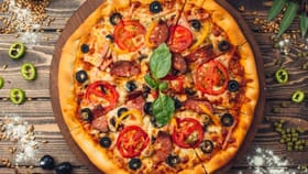 घरी बनवा प्रथिने आणि फायबरयुक्त हेल्दी पिझ्झा.