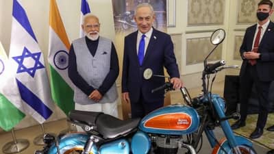 इस्रायलमध्येही रॉयल एनफिल्डचा डंका, पंतप्रधान मोदींनाही Goan Classic 350 बाईकची भुरळ