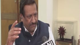 राम मोहन नायडूंनी राजीमाना द्यावा; पृथ्वीराज चव्हाण यांची मागणी.