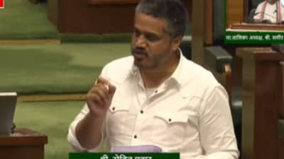 अजितदादांवरील आरोपांचे गाठोडे...रोहित पवारांची सर्वात मोठी मागणी; सभागृहात म्हणाले काहीही झालं तरी...