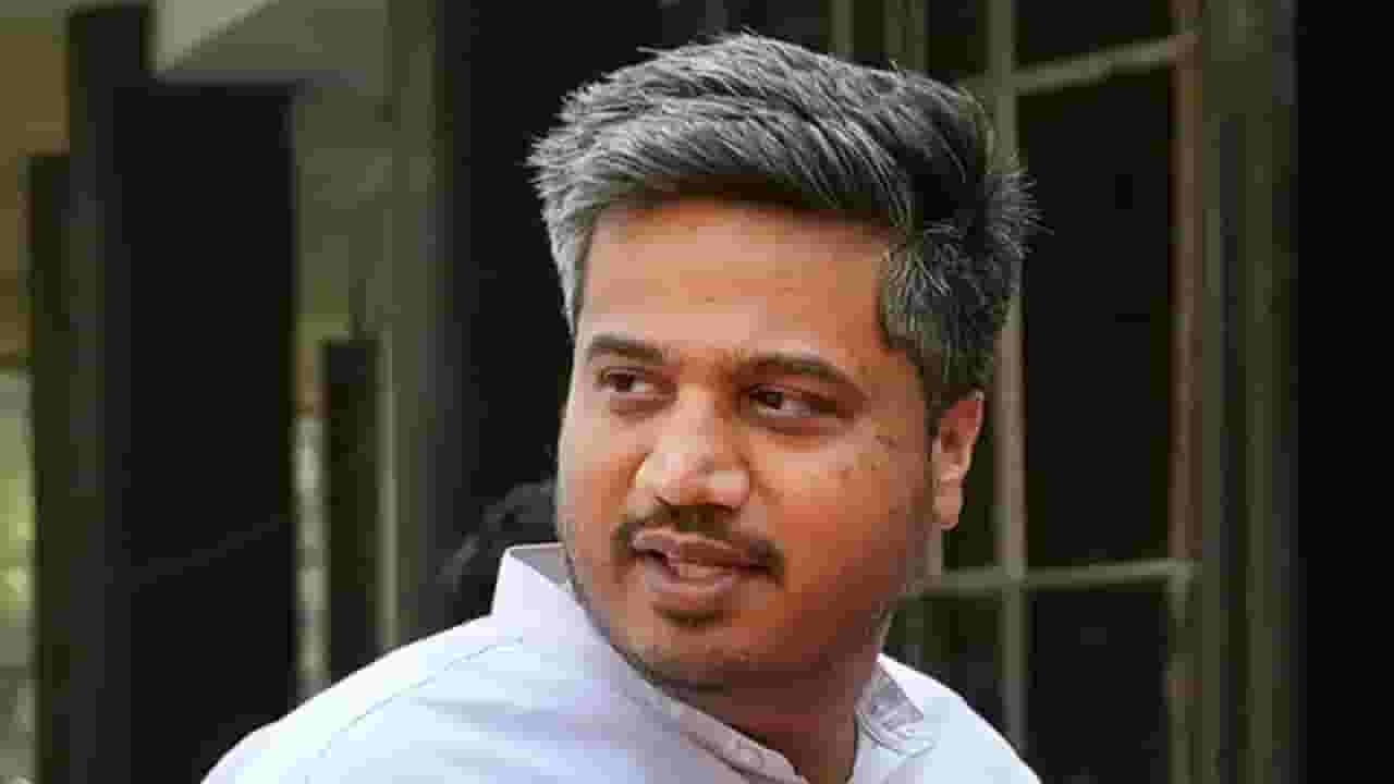 आजचं राजकारण किळसवाणं, घृणास्पद झालंय! रोहित पवारांनी व्यक्त केली खंत