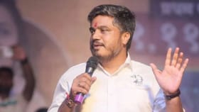 विलिनीकरणानंतर हा नेता होणार होता प्रदेशाध्यक्ष, रोहित पवारांचं मोठं.