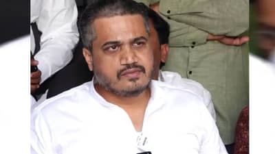 मोठी बातमी! अजितदादांच्या विमान अपघाताच्या प्राथमिक अहवालात एक अत्यंत मोठी चूक, रोहित पवारांच्या ट्विटने खळबळ