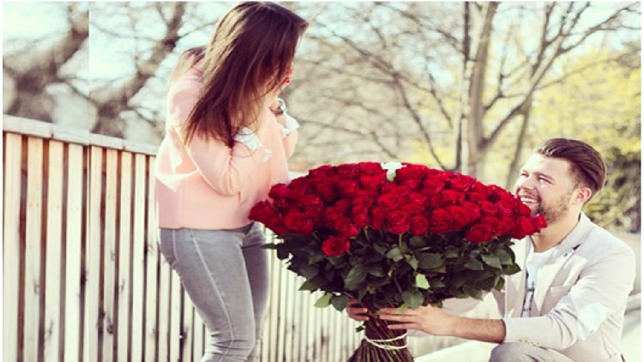 प्रेम शब्दांत नाही, ते नजरेत दिसतं, हा गुलाब सांगतो, माझं मन फक्त तुझ्यावरच विसरतं.