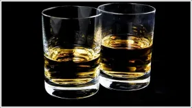 Alcohol Rules: तुम्ही घरात किती दारू ठेवू शकता? नियम काय सांगतो?.