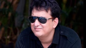 साजिद नाडियादवालाच्या बंगल्यात अज्ञातांचा प्रवेश; चोरीचा प्रयत्न.