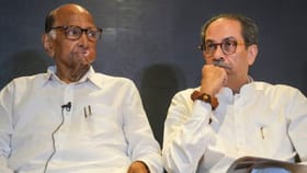 मुंबईत मोठी उलथापालथ, शरद पवार गटाने ठाकरे बंधूंची साथ सोडली.