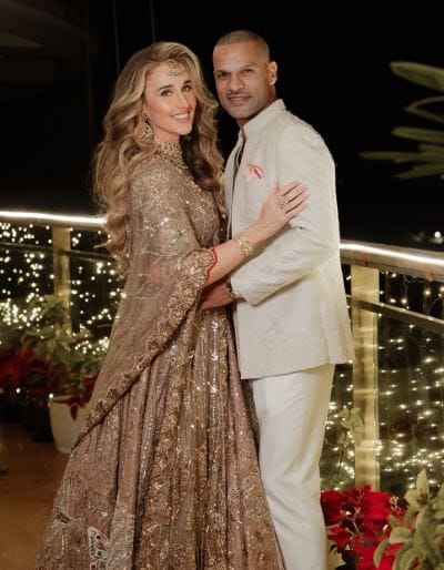 सोफीच्या संपत्तीबद्दल बोलायचे झाले तर तिची संपत्ती शिखर धवनपेक्षा खूप कमी आहे. ती दोन कोटींची मालकीण असल्याचे बोलले जाते. शिखर आणि सोफीची भेटी 2023 मध्ये झाली. आता त्यांनी लग्न केले आहे.