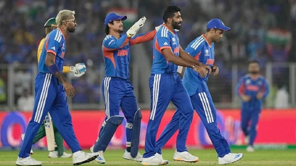 India In Semi Final : भारत टी-20 वर्ल्ड कपमधून थेट बाहेर? धक्कादायक समीकरण समोर!