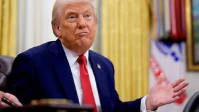 Tariff : ट्रम्पकडून अतिरिक्त 10 टक्के टॅरिफचा दट्ट्या, पण कोणकोणत्या गोष्टी वगळल्या ? जाणून घ्या A to Z list