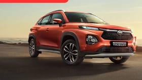 Toyota च्या 4 लोकप्रिय कारच्या किमतीत वाढ, नवी किंमत किती ?.