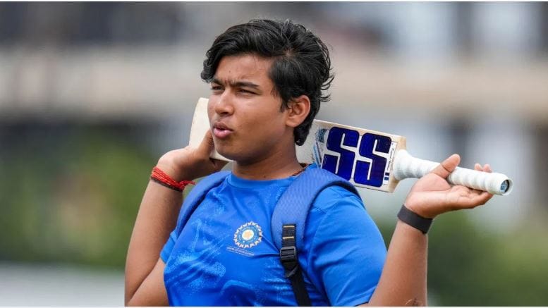 वैभव सूर्यवंशीने अशी वादळी खेळी पहिल्यांदाच खेळलेली आहे, असे नाही. 2025 सालच्या आयपीएलमध्ये वैभव सूर्यवंशीने फक्त 35 चेंडूंमध्ये शतक केले होते. त्याच्या या कामगिरीमुळे भलभले अवाक झाले होते. त्याने हे शतक झळकावले तेव्हा त्याचे वय अवघे 14 वर्षे आणि  32 दिवस एवढे होते. 