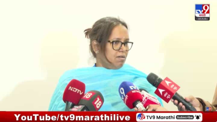 दुबेंचं आक्षेपार्ह वक्तव्य, मोदी-शाहांचा पाठिंबा होता का? वर्षा गायकवाड यांची टीका दुबेंचं आक्षेपार्ह वक्तव्य, मोदी-शाहांचा पाठिंबा होता का? वर्षा गायकवाड यांची टीका
