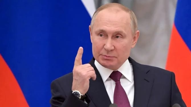 अमेरिकेसोबतच्या डीलनंतर भारताला पहिला मोठा धक्का, रशियातून मोठी बातमी