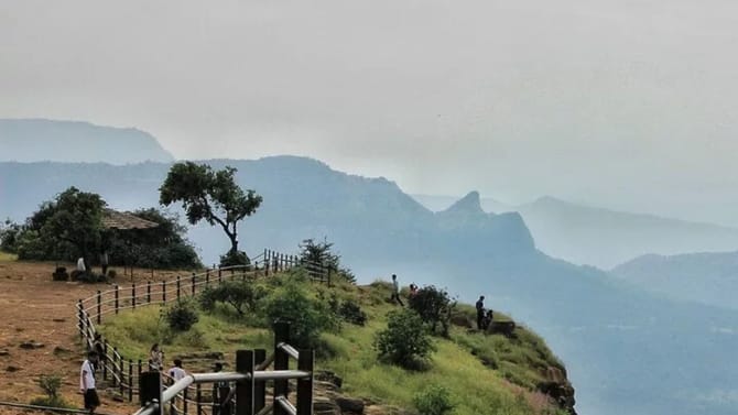 लोणावळा येथे ३९० फूट दरीत कोसळून १९ वर्षीय तरुणीचा मृत्यू , अखेर....