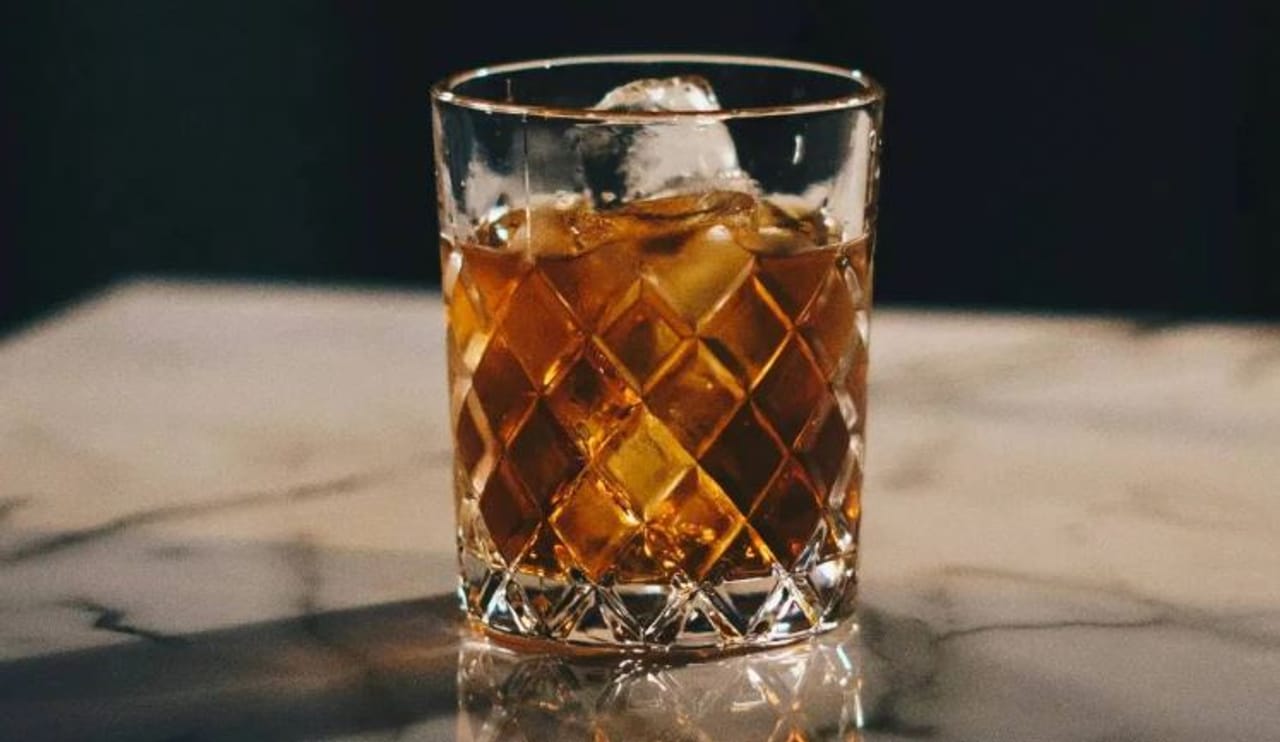 भारत आणि अमेरिका यांच्यात ऐतिहासिक अस व्यापार करार झाला आहे. या व्यापार करारामुळे दोन्ही देशांना फायदा होणार असल्याचा दावा केला जातोय. परंतु भारतातील काही काही घटकांत मात्र अस्वस्थता आहे. 