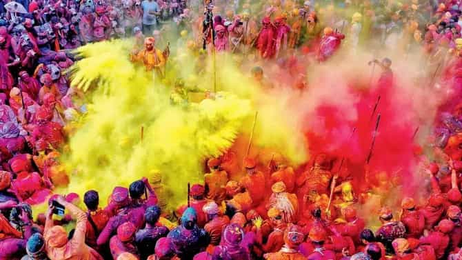 धुलीवंदनाचा रंग पडला फिका, रंग खेळताना मुंबईत अनेक जखमी, रुग्णालयात सुरू उपचार