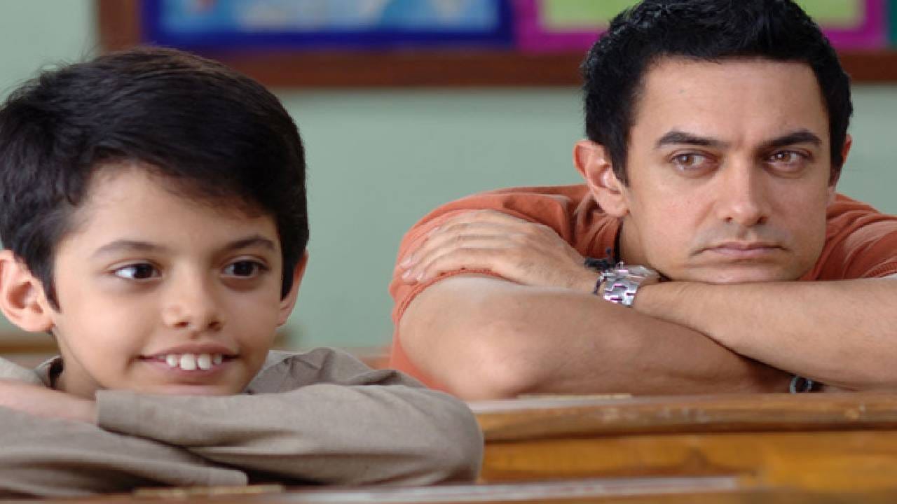 आमिर खान हा केवळ एक उत्तम अभिनेताच नाही तर एक उत्तम निर्माता देखील आहे. "तारे जमीन पर" या चित्रपटातून तो दिग्दर्शकही बनला. हा चित्रपट मुलांमधील डिस्लेक्सियावर आधारित होता. त्याला प्रचंड प्रतिसाद मिळाला. 