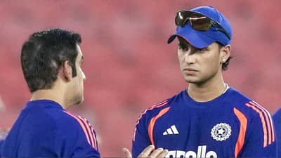 अभिषेक शर्माची एक चूक महत्त्वाच्या सामन्यात टीम इंडियाला नडली, फुकटच्या 16 धावा गेल्या