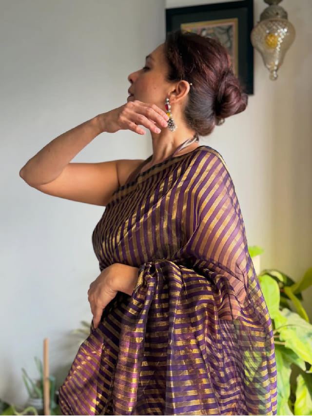 वय वाढलं पण सौंदर्य कमी नाही झालं, 51 वर्षांच्या अभिनेत्रीची तरुणींना टक्कर