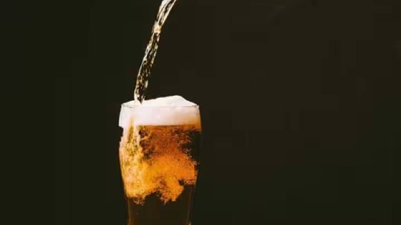 राष्ट्रीय कुटुंब आरोग्य सर्वेक्षणाच्या (NFHS) एका अहवालानुसार वर्ष 2019-21 या दरम्यान देशभराताली मद्य सेवनाविषयीचा अभ्यास यामध्ये करण्यात आला. त्यात अनेक राज्यात अभ्यास करण्यात आला. त्यात काही राज्यं समोर आली जिथं पुरुषांपेक्षा महिलां अधिक दारू पितात असे समोर आले .