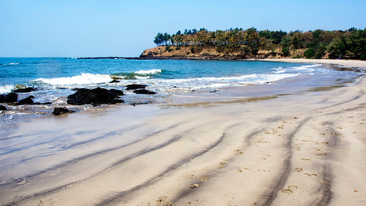 जर तुम्ही देखील मुंबई दररोजच्या प्रवासाला आणि ट्रॅफिला कंटाळला असाल तर ही बातमी तुमच्यासाठी आहे. 
