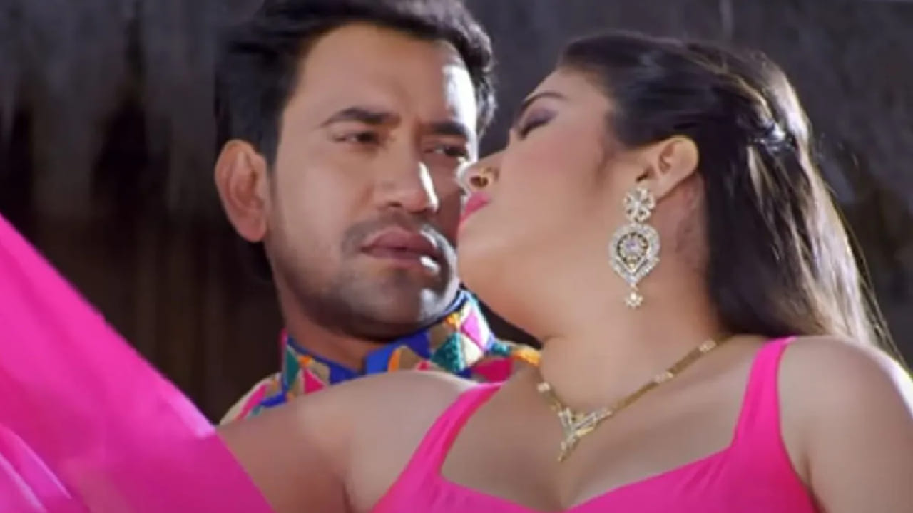 जवळपास सहा वर्षांपासून ती भोजपुरी सिनेसृष्टीत सातत्याने यशस्वी कामगिरी करत आहे. आर्थिक बाबतीतही आम्रपाली दुबे चांगलीच मजबूत आहे. तिने स्वतः तिच्या संपत्तीबाबत अधिकृत आकडेवारी जाहीर केलेली नसली तरी विविध माध्यमांच्या अहवालानुसार तिची एकूण संपत्ती सुमारे 30 कोटी रुपयांच्या आसपास आहे.