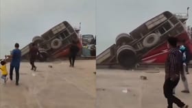 प्रवाशांनी भरलेली बस नदीत कोसळली अन्..; थरकाप उडवणारा शेवटचा व्हिडीओ.