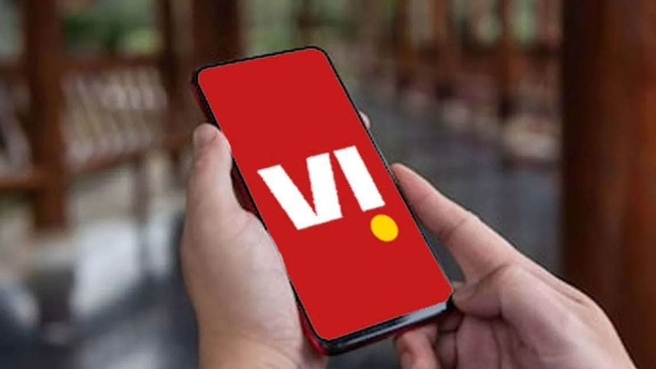 कंपनीने 670 रुपयांचा प्लॅन सादर केला आहे. यात 56 दिवसांची वैधता मिळते. तसेच सर्व लोकल आणि एसटीडी नेटवर्कवर अनलिमिटेड कॉलिंग मिळते, दररोज 100 मोफत एसएमएस मिळतात, तसेच अनलिमिटेड हाय-स्पीड इंटरनेट डेटा मिळतो.