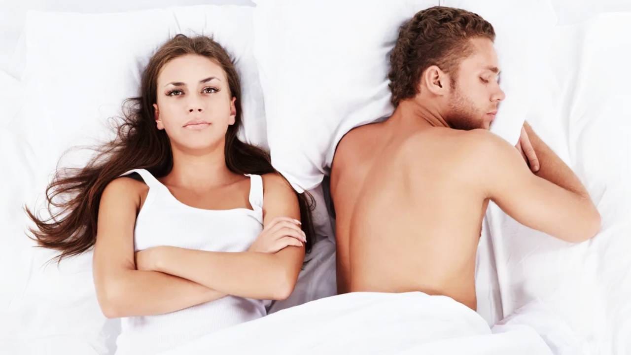 या श्लोकानुसार, स्त्रीयांचा पुरुषांपेक्षा आहार दुप्पट आहे. तर त्यांची बुद्धिमत्ता पुरुषांपेक्षा चौपट आहे. पुरुषांपेक्षा त्या सहा पट धैर्यवान आहेत. त्यांची लैंगिक इच्छा पुरूषांपेक्षा आठ पट अधिक आहे.