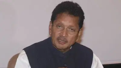 भोंदू खरातच्या मंदिरात कुणासोबत गेले होते? दीपक केसरकरांनी काय सांगितलं?