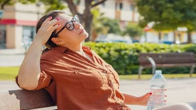 उन्हाळ्यात या पदार्थांच्या सेवनाने शरीरात उद्भवते डिहायड्रेशनची समस्या