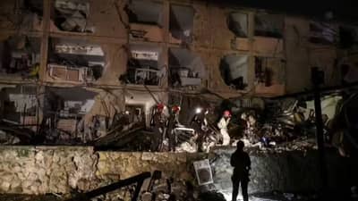 ज्याची भीती तेच घडतंय, एकाच हल्ल्यात शेकडो लोक ठार, खळबळ उडवणारा इशारा, थेट मध्यरात्रीच...