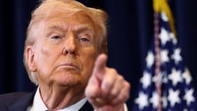 डुबवण्यात जो मजा तो पकडण्यात नाही... डोनाल्ड ट्रम्प यांचे जगाची झोप....