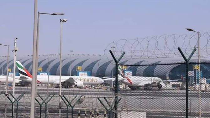 दुबई विमानतळावर ड्रोन हल्ला, तब्बल 19 भारतीयांना अटक, थेट...
