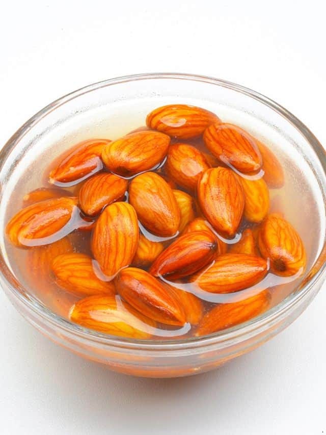 रोज भिजवलेले बदाम खाल्ल्याने काय होते ?