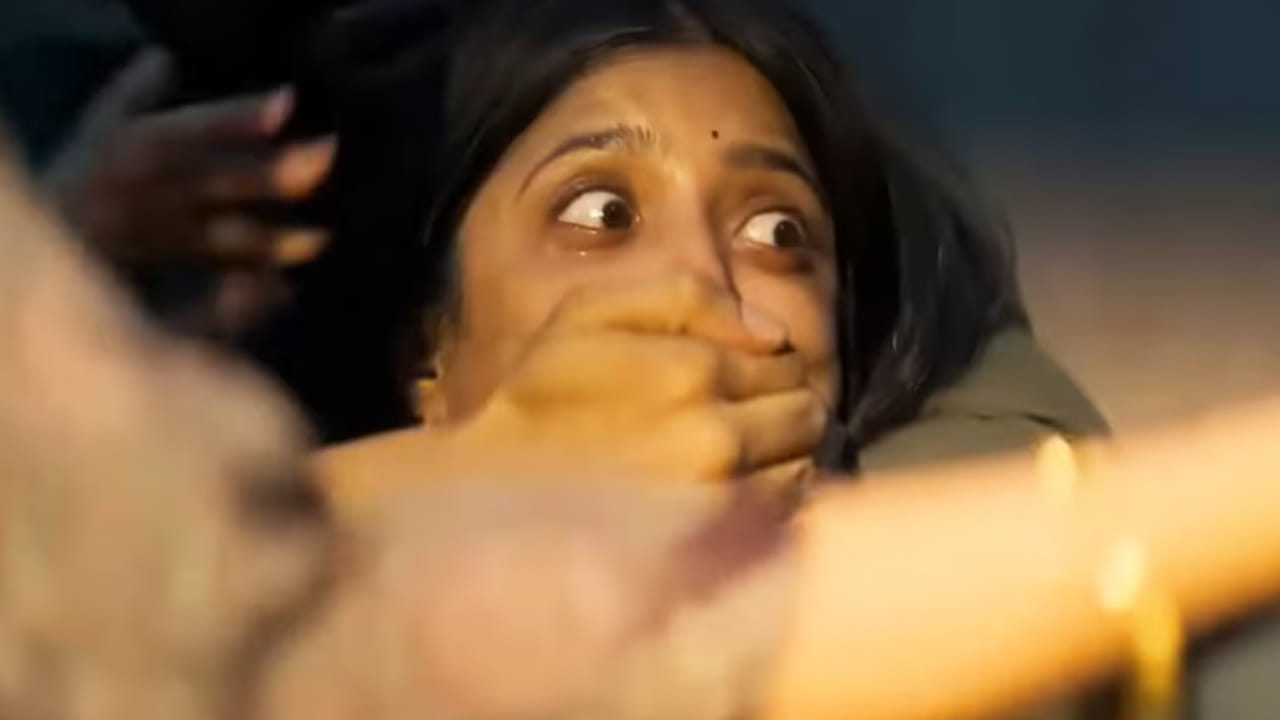 2026 मध्ये अनेक चित्रपट प्रदर्शित झाले. मात्र, यामध्ये काही चित्रपट हे प्रदर्शित होताच बॉक्स ऑफिसवर फ्लॉप ठरले तर काहींनी रेकॉर्ड ब्रेक कमाई केली. असाच एक चित्रपट ज्याने फक्त 6 दिवसांमध्ये 8 चित्रपटांचे रेकॉर्ड मोडले. 