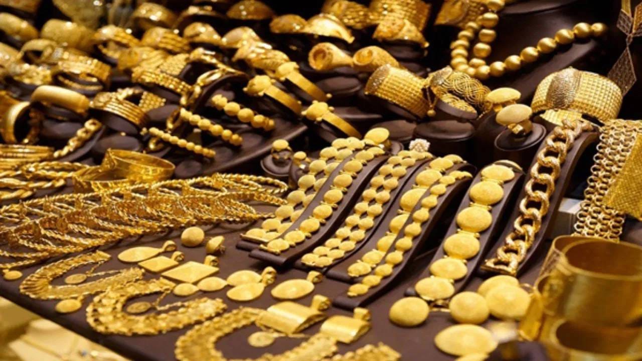 Gold Silver Prices 02 March 2026 : सकाळी सकाळीच वाट लागली... सोन्या-चांदीच्या भावाचा भडका; दुकानात जाताना रेट पाहाच! Gold Silver Prices 02 March 2026 : सकाळी सकाळीच वाट लागली... सोन्या-चांदीच्या भावाचा भडका; दुकानात जाताना रेट पाहाच!