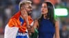 Hardik Pandya : हार्दिक-माहिका भर मैदानात स्टेजवरच झोपले, पुढे असं झालं, पाहा व्हीडिओ