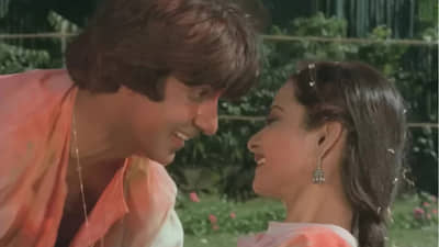 45 वर्षांपूर्वीचं हे गाणं वाजल्याशिवाय पूर्ण होत नाही होळी, वाजताच आपोआप पाय हलतात, ऐकून तुम्ही देखील...