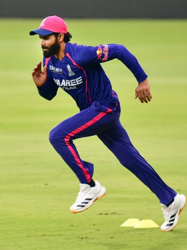 IPL 2026 : रवींद्र जडेजा हार्दिकच्या विक्रमाची बरोबरी करण्यासाठी सज्ज, नक्की काय?