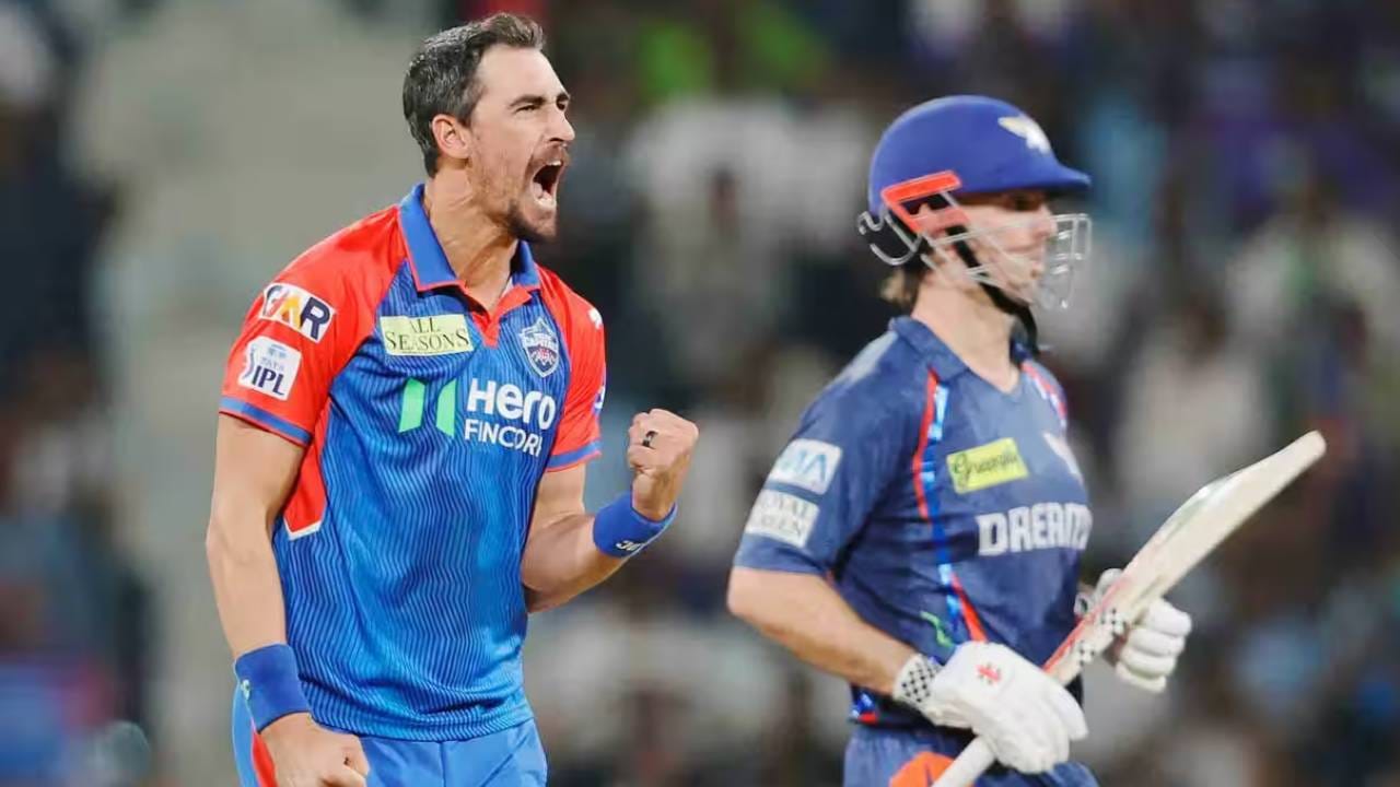 मिचेल स्टार्क अजूनही संघासोबत रूजू न झाल्याने दिल्ली कॅपिटल्सचे चाहते नाराज झाले आहेत. इतकंच काय तर सोशल मीडियावर त्याच्या कमिटमेंटबाबत प्रश्नचिन्ह उपस्थित केलं जात आहे. असं असताना मिचेल स्टार्कने आपलं म्हणणं थेट मांडलं आहे.  (Photo- BCCI/IPL)