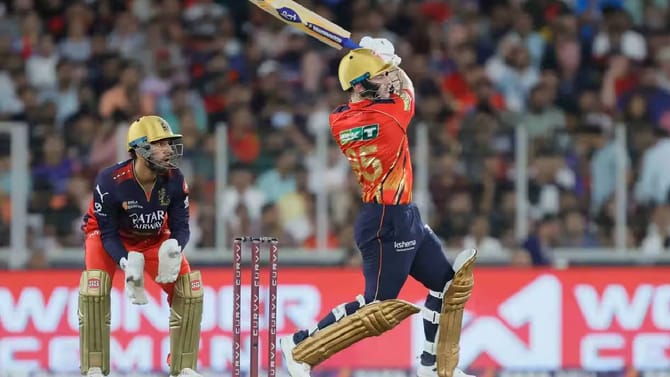 आयपीएल इतिहासात या दिग्गज खेळाडूंनी एकही षटकार मारलेला नाही