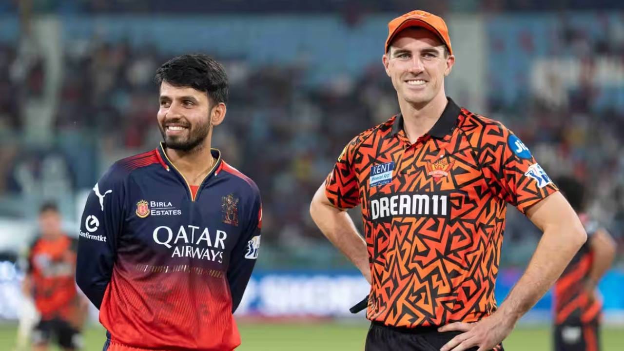 आयपीएल 2026 स्पर्धेला 28 मार्चपासून सुरू होणार आहे. या स्पर्धेतील पहिला सामना सनरायझर्स हैदराबाद आणि गतविजेत्या रॉयल चॅलेंजर्स बंगळुरू होणार आहे. या सामन्यापूर्वीच सनरायझर्स हैदराबाद मोठा निर्णय घेण्याच्या तयारीत आहे. (Photo- BCCI/IPL)