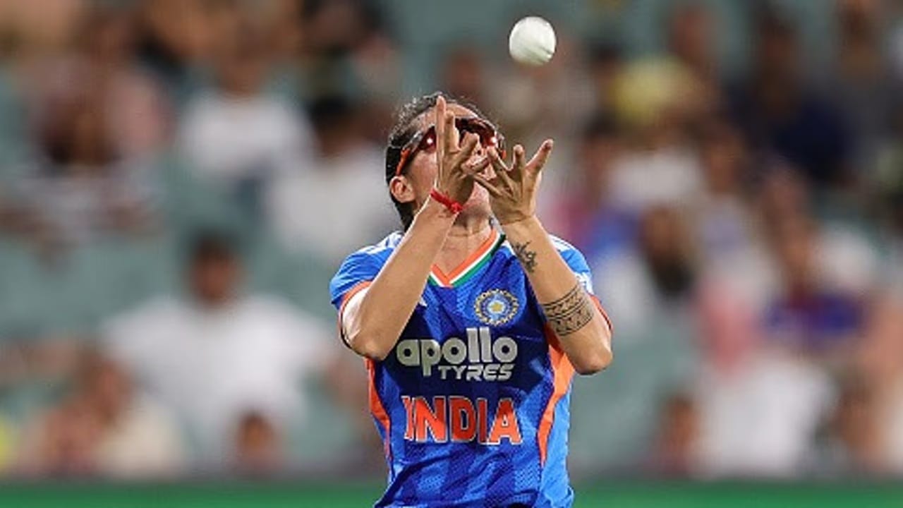 Team India : इंडियाला मोठा झटका, मॅचविनर खेळाडू निर्णायक सामन्यातून आऊट, कुणाचा समावेश? Team India : इंडियाला मोठा झटका, मॅचविनर खेळाडू निर्णायक सामन्यातून आऊट, कुणाचा समावेश?