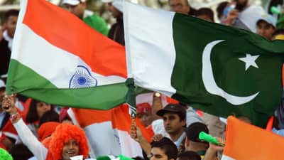 IND vs PAK : टीम इंडिया 3 सामने खेळणार, पाकिस्तान आणि इंग्लंड विरुद्ध भिडणार, मॅच कधी कुठे?