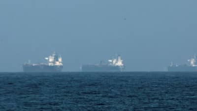 होर्मुजमध्ये थेट भारतीय नाैदल उतरण्याची शक्यता, उच्चस्तरीय बैठकीला सुरूवात, काही वेळातच इराणच्या...