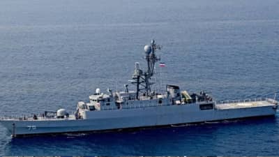 मोठी बातमी! भारताच्या वेशीवर सर्वात मोठा हल्ला, पानबुडीने जहाज उडवलं, भयानक विध्वंसाने खळबळ!