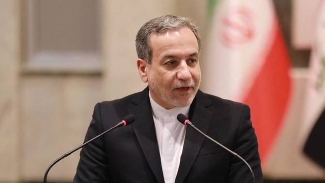 होर्मुज खाडी खुली... इराणचा मोठा दावा, थेट म्हटले, धमकी नाहीच तर...