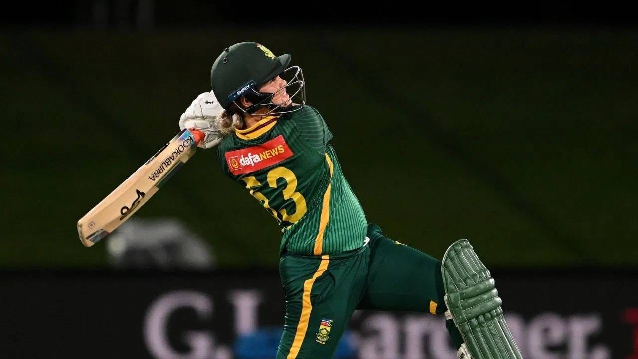 NZ vs SA: शेवटच्या चेंडूवर 6 धावांची गरज, डेब्यू सामन्यात 20 वर्षीय खेळाडूने मिळवून दिला विजय Video